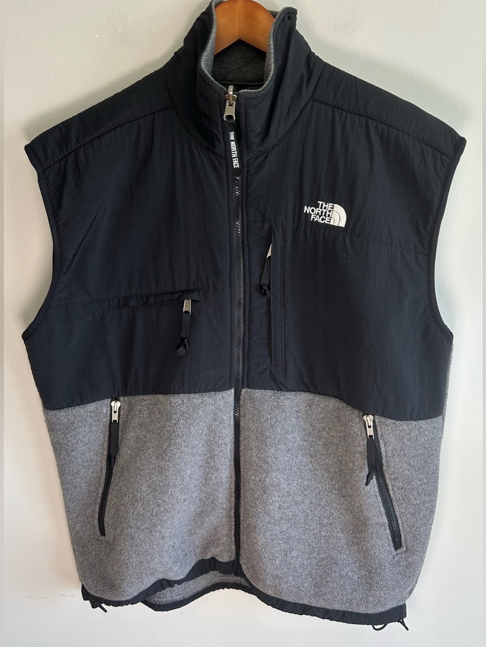The North Face Mens Denali Fleece Vest Size L Made in USA Y2K Vintage Black Grey